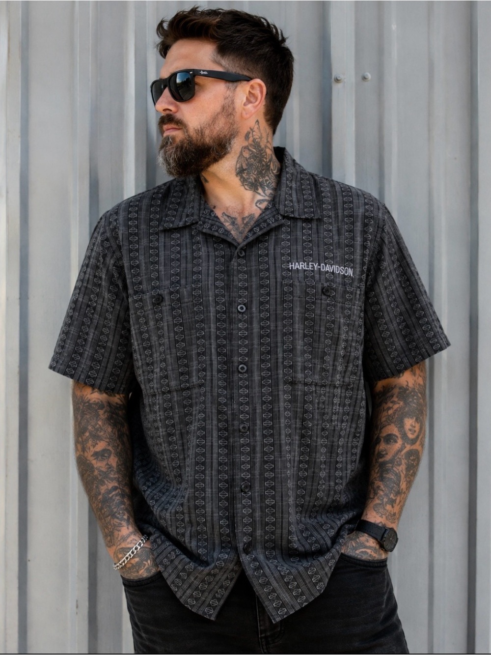 Harley-Davidson Men’s XL Button Up Shirt - Bar & Shield All Over Print